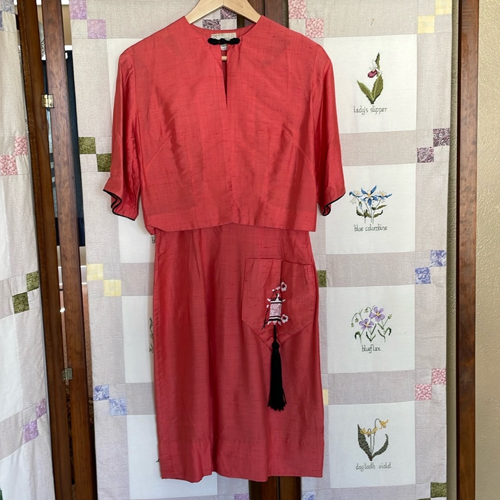 Vintage Peggy Wood Honolulu coral colored peach sleeveless dress, cropped jacket